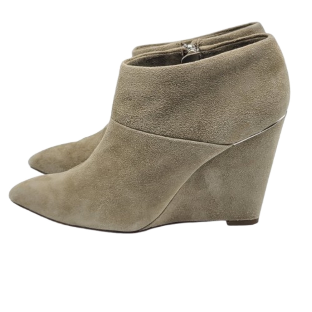 Coach Oakdale Wedge Booties Size 7.5 Tan Suede Zipper Pointed Toe - Picture 6 of 16